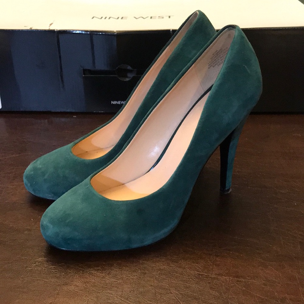 Nine West Heels-TEAL SUEDE. Worn once to a wedding. Beautiful Color.